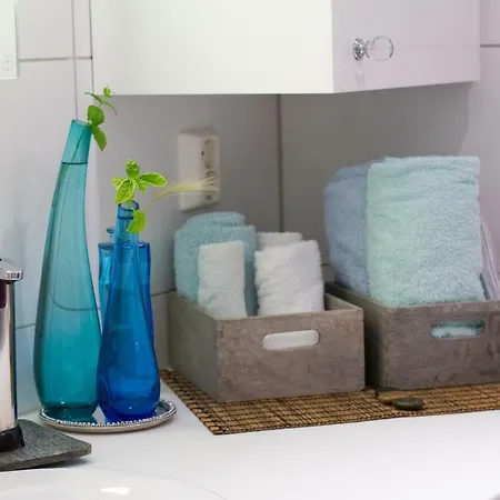 Mad Architect's Shared - Sorenga Homestay